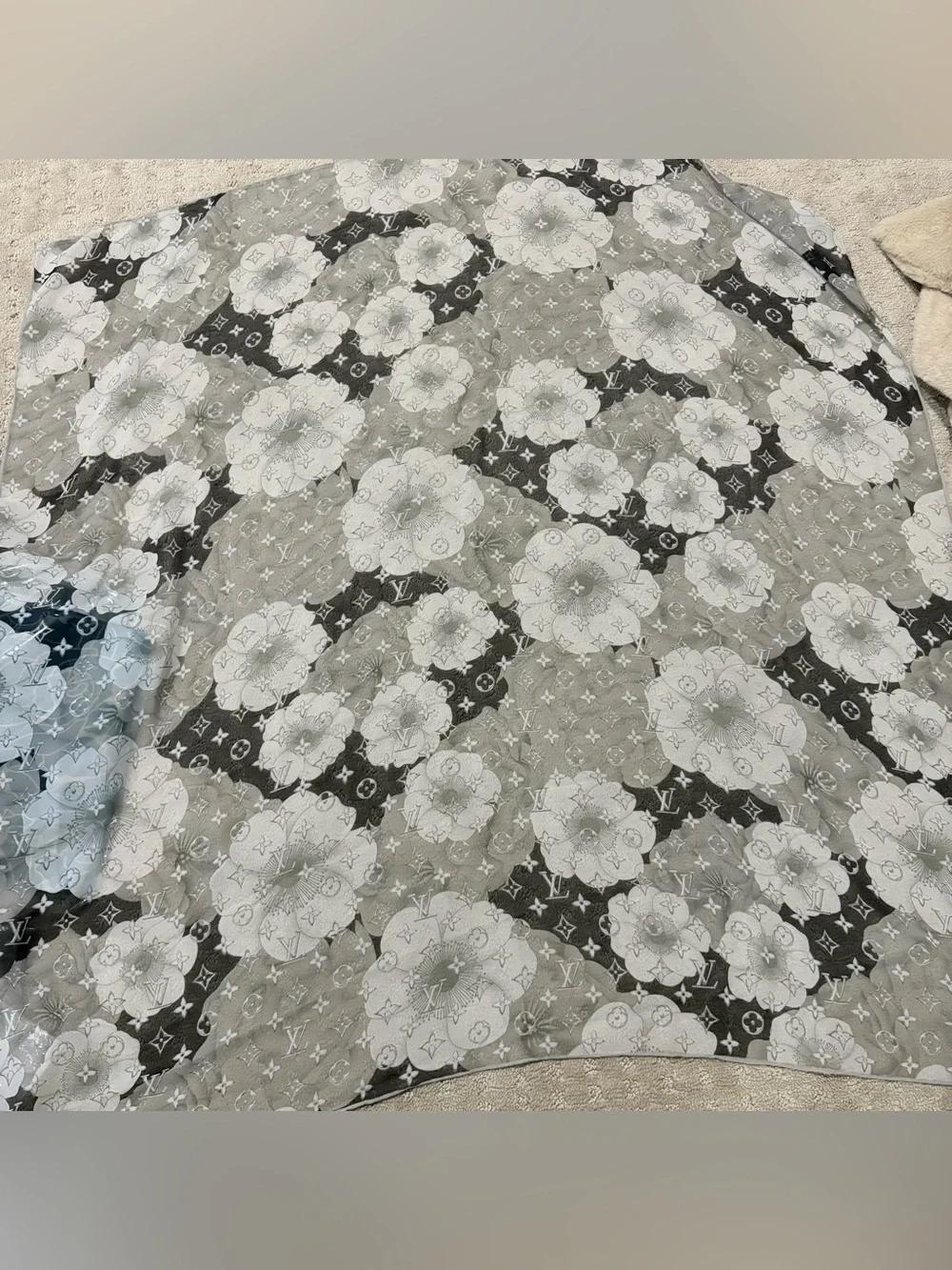 Louis Vuitton floral Silk Scarf 35x35 gray Floral Monogram Lightweight